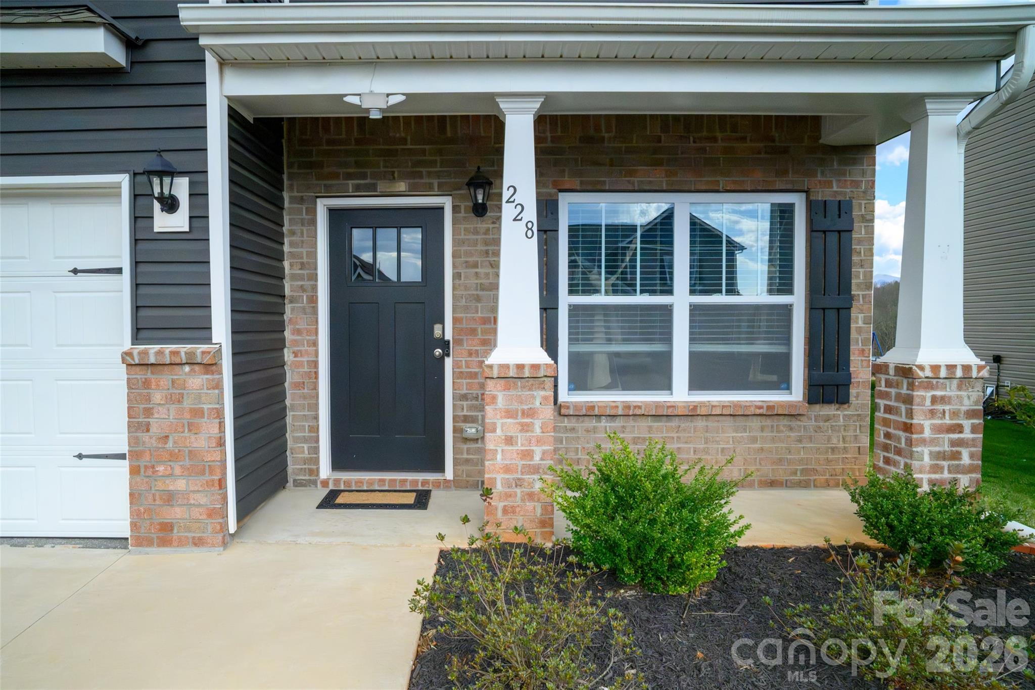 Single Family Residence at 228 Ridgeview Lane, Mars Hill, photo 7 of 31