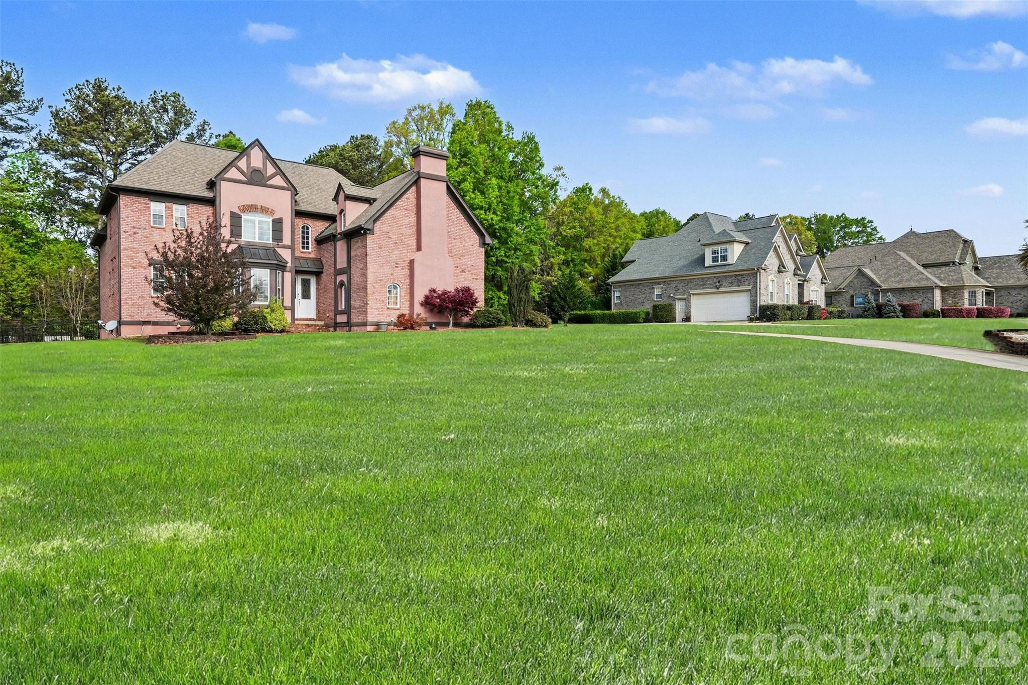 Single Family Residence at 14515 Davis Trace Drive, Mint Hill, photo 33 of 36