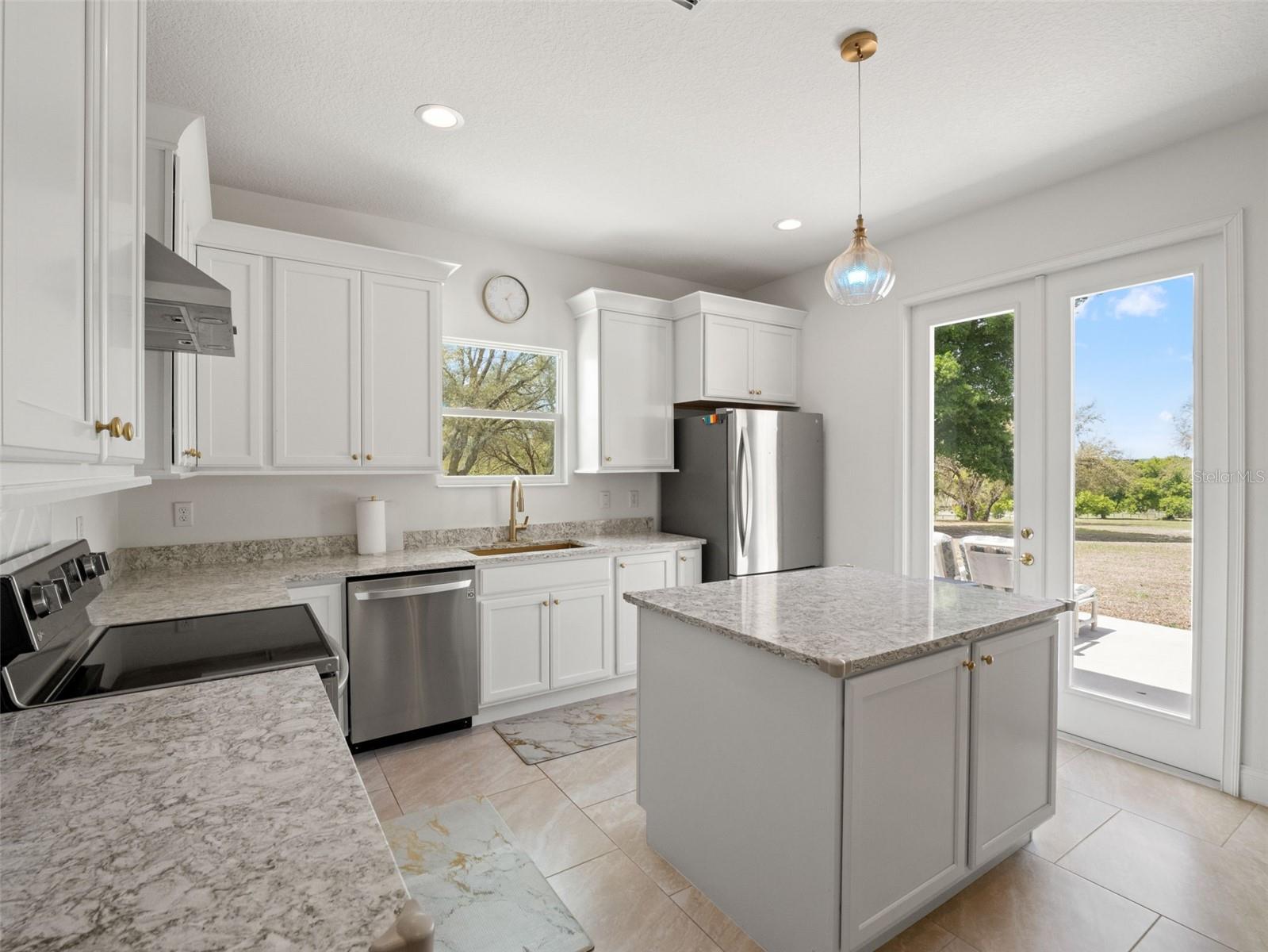 Single Family Residence at 11155 CHERRY LAKE RD, CLERMONT, photo 12 of 46