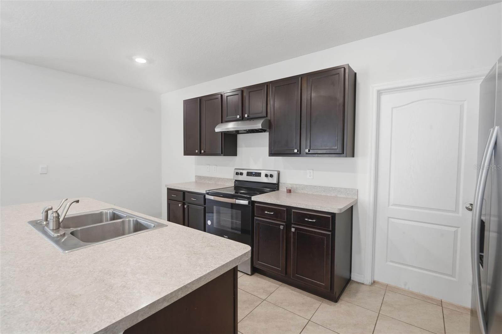 Single Family Residence at 1356 BERRY LN, DAVENPORT, photo 23 of 45