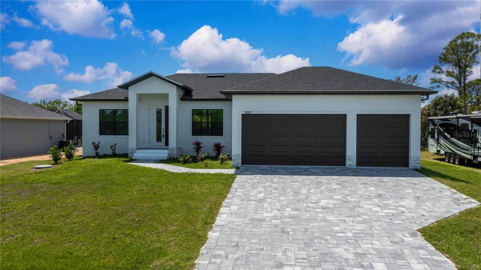 15089 ALDAMA CIR