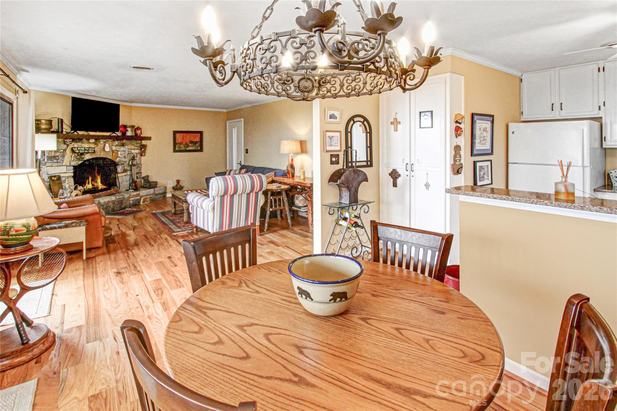Condominium at 121 Toxaway Views Drive, Lake Toxaway, photo 12 of 44