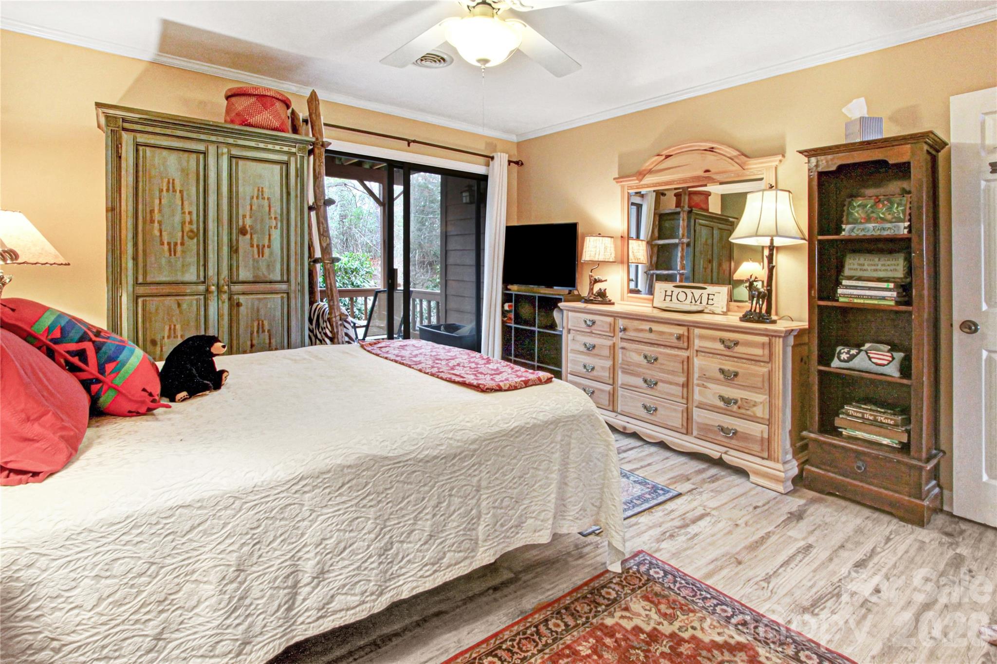 Condominium at 121 Toxaway Views Drive, Lake Toxaway, photo 23 of 44