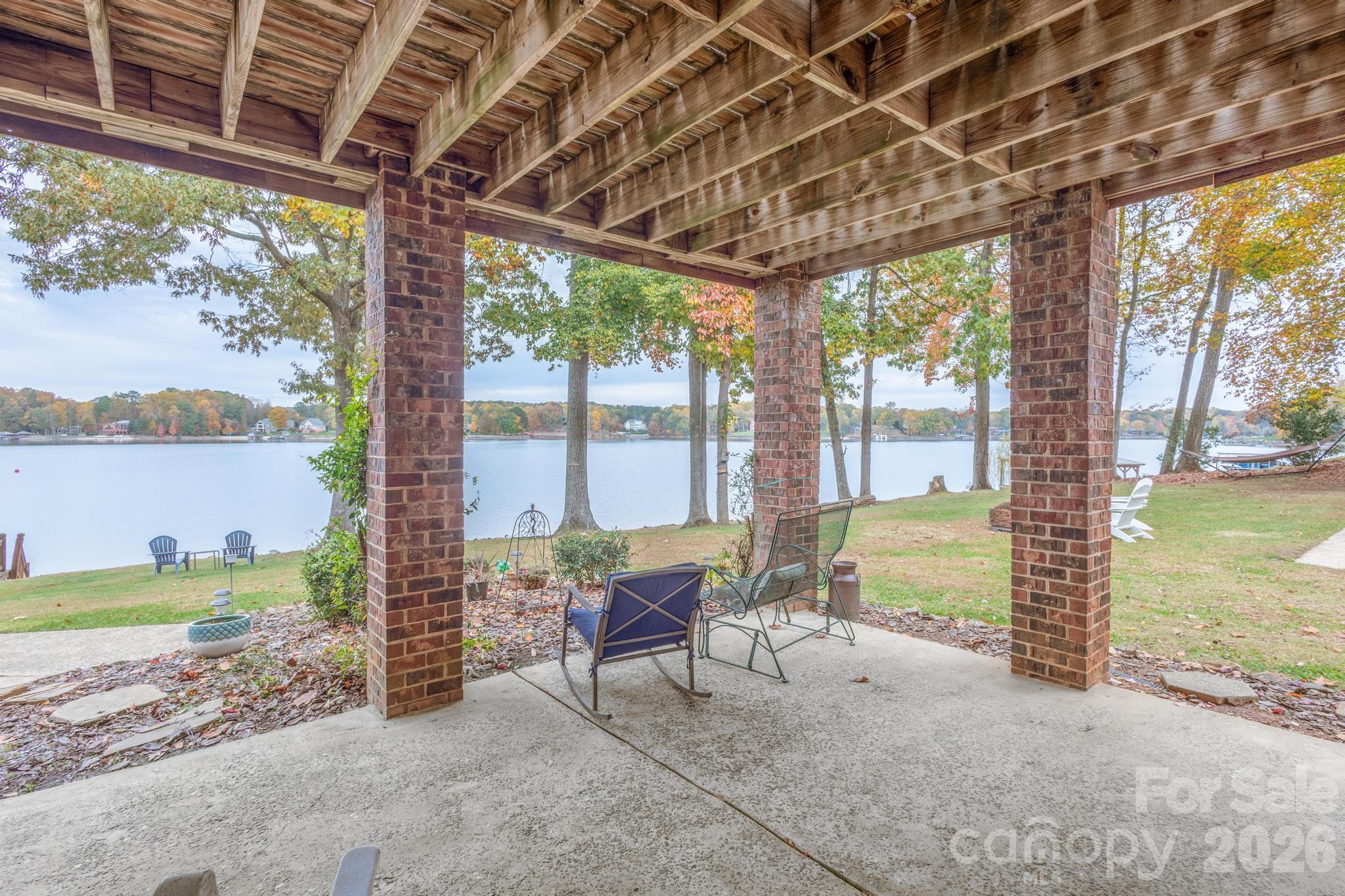 Single Family Residence at 185 Willow Point Road, Troutman, photo 29 of 48