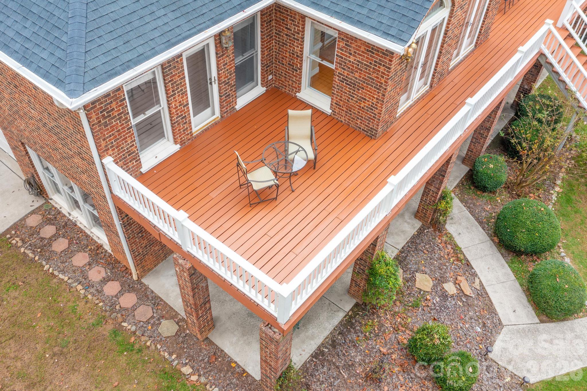 Single Family Residence at 185 Willow Point Road, Troutman, photo 38 of 48