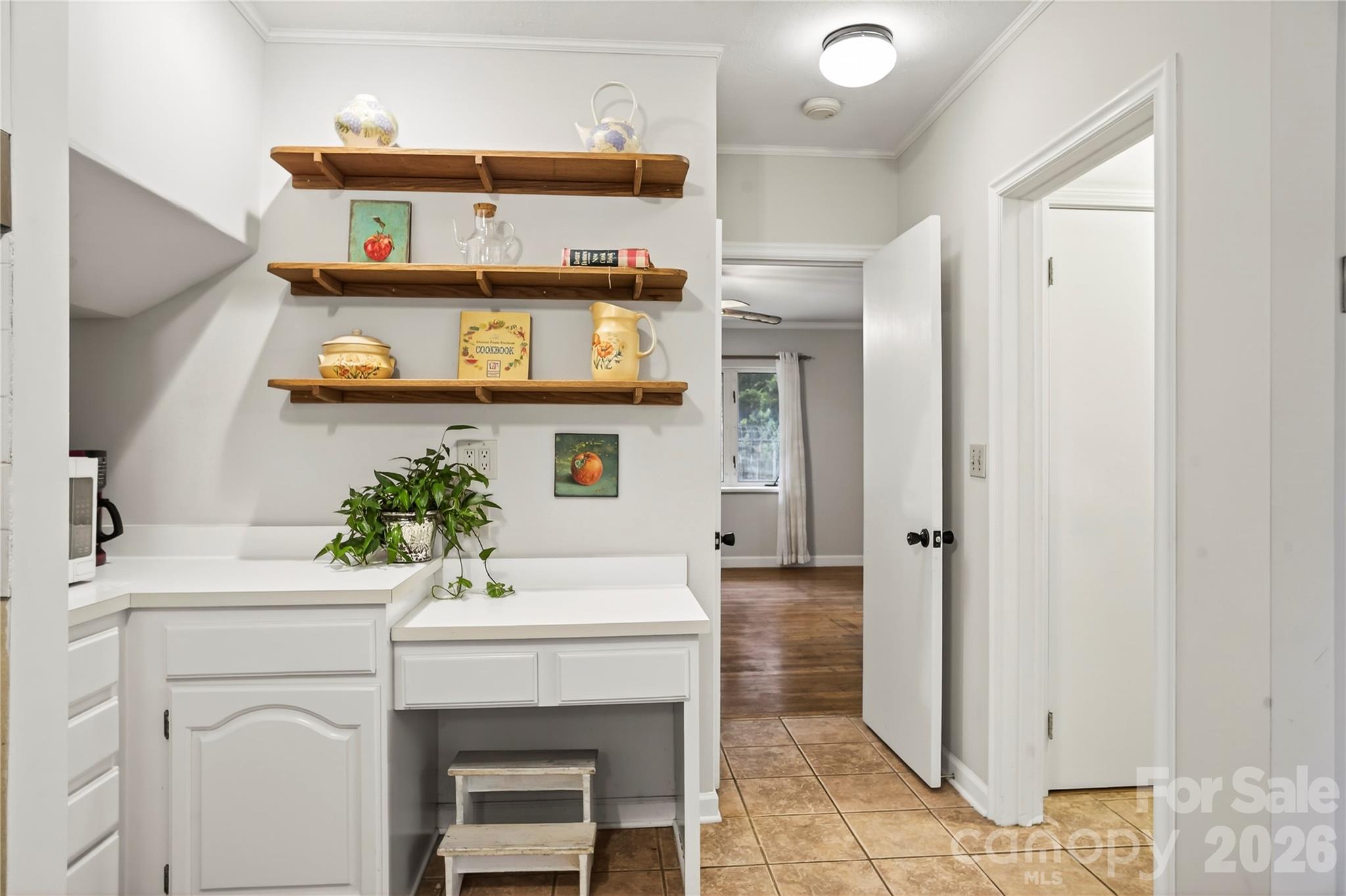 Single Family Residence at 3002 Kanuga Road, Hendersonville, photo 27 of 48