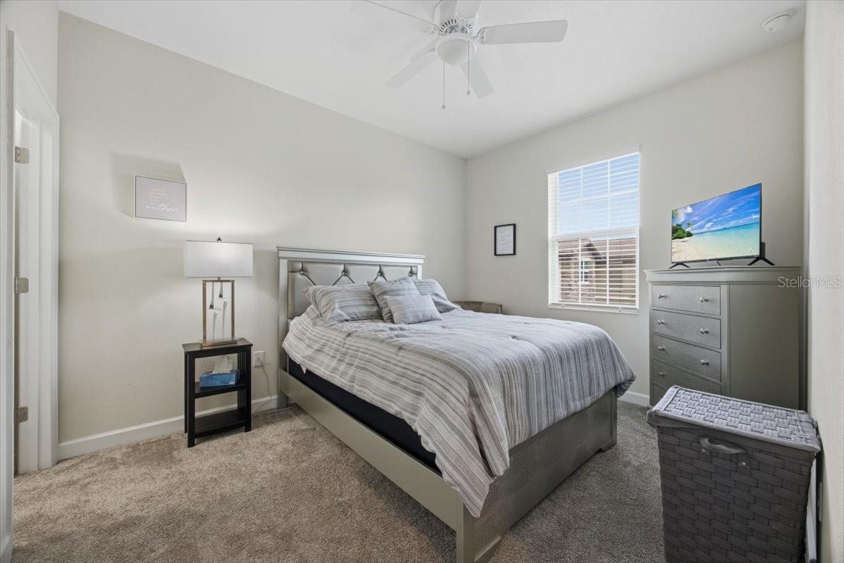Townhouse at 1365 SHINNECOCK HILLS DR, DAVENPORT, photo 14 of 26