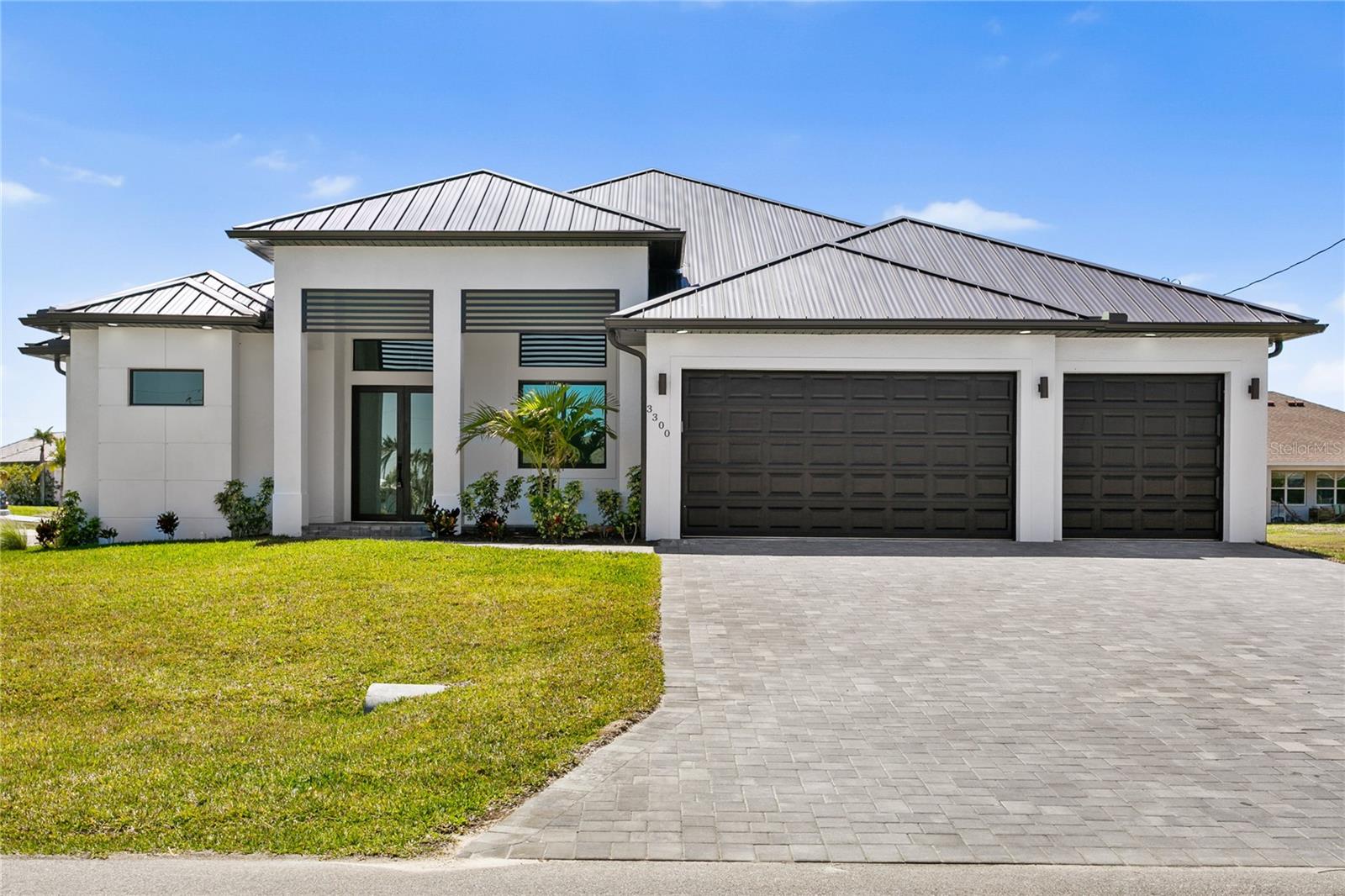 3300 NW 1ST TER