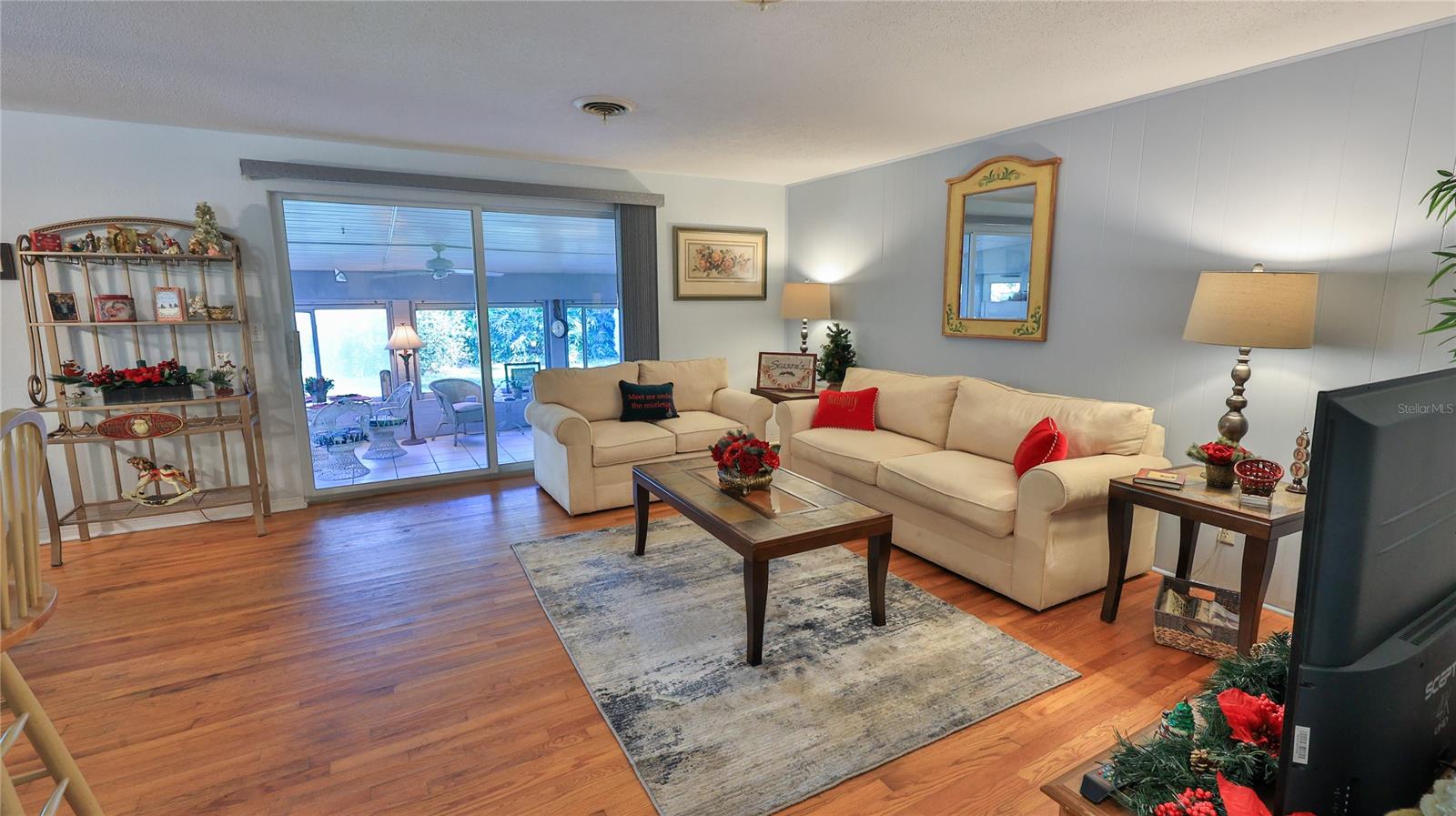Living Room View 2 - 515 OLIVER DR, NEW SMYRNA BEACH