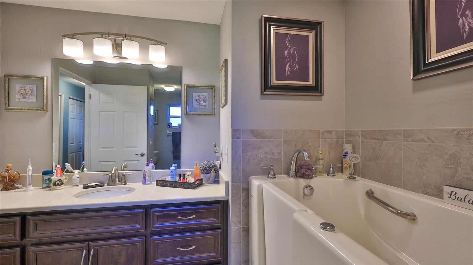 Bath View 2 - 515 OLIVER DR, NEW SMYRNA BEACH