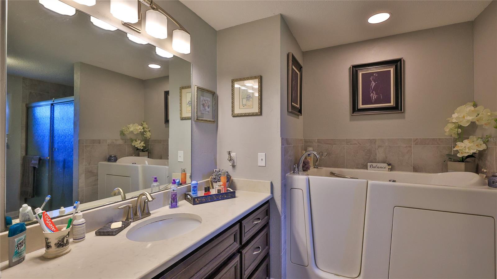 Bath View 3 - 515 OLIVER DR, NEW SMYRNA BEACH