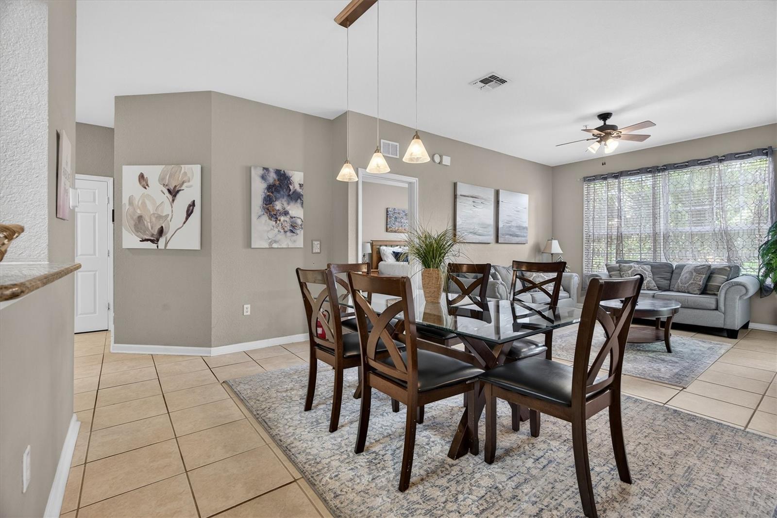 Dining & Living Room View - 7664 COMROW ST #304, KISSIMMEE