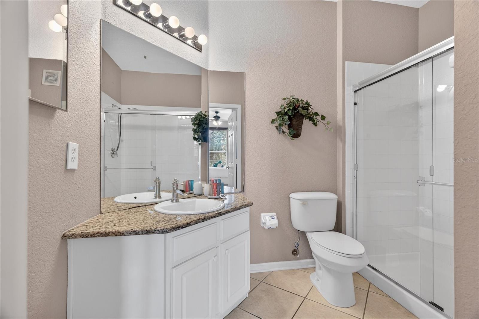 Master Bathroom - 7664 COMROW ST #304, KISSIMMEE
