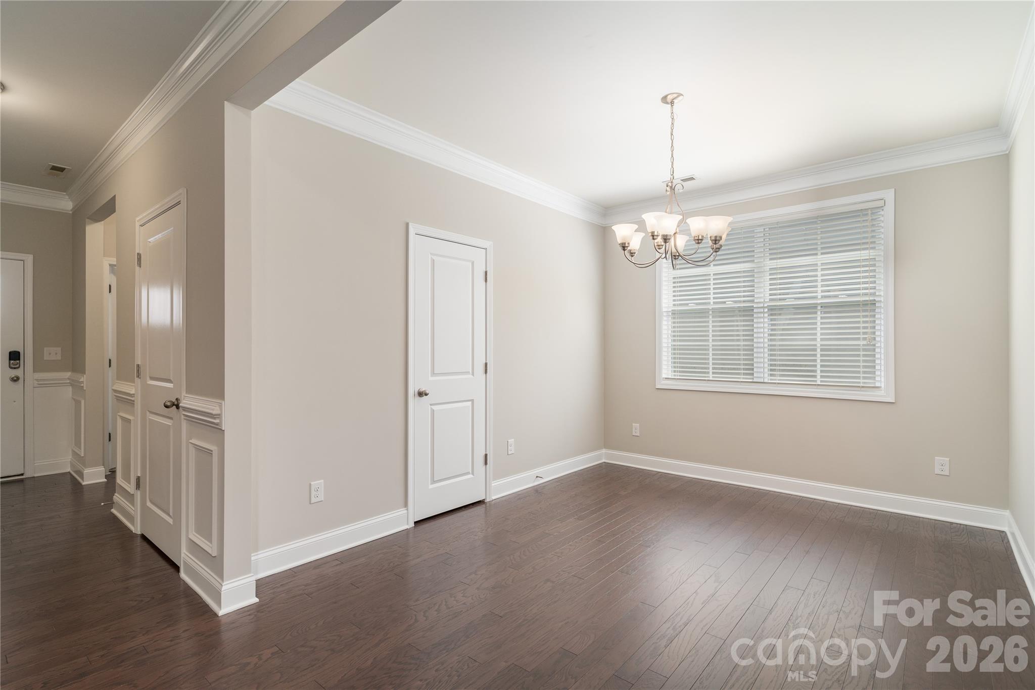 Single Family Residence at 2214 Seagull Drive, Denver, photo 16 of 27