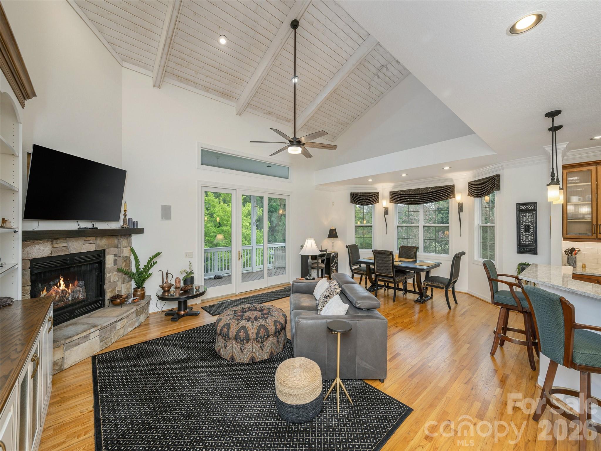 Townhouse at 83 Towne Place Drive, Hendersonville, photo 5 of 48