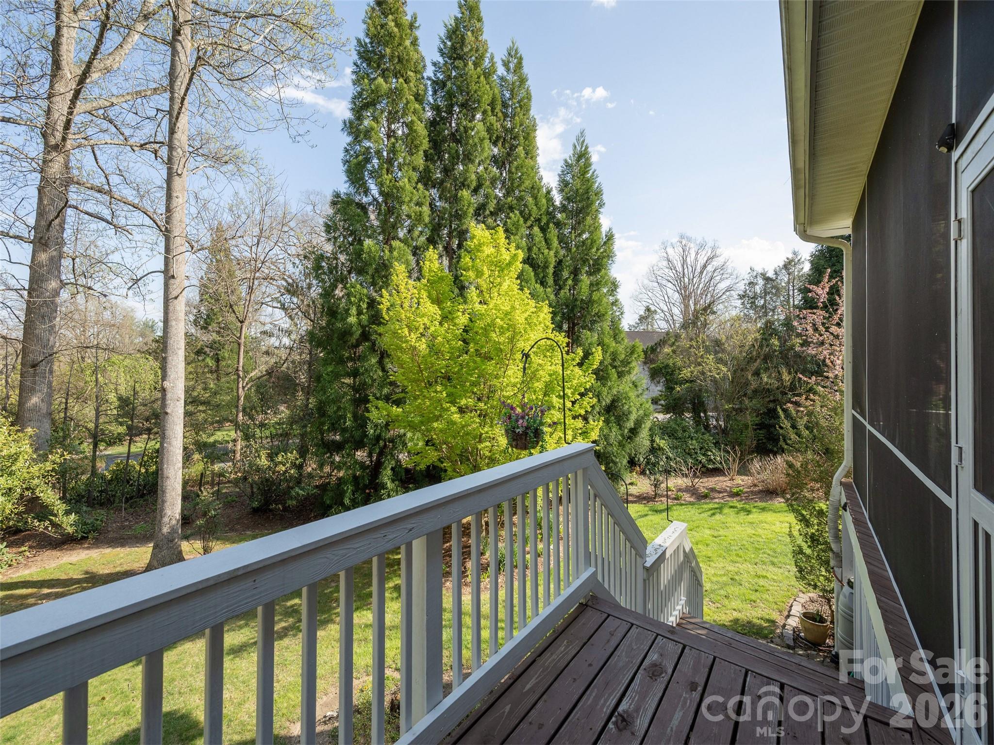 Townhouse at 83 Towne Place Drive, Hendersonville, photo 13 of 48
