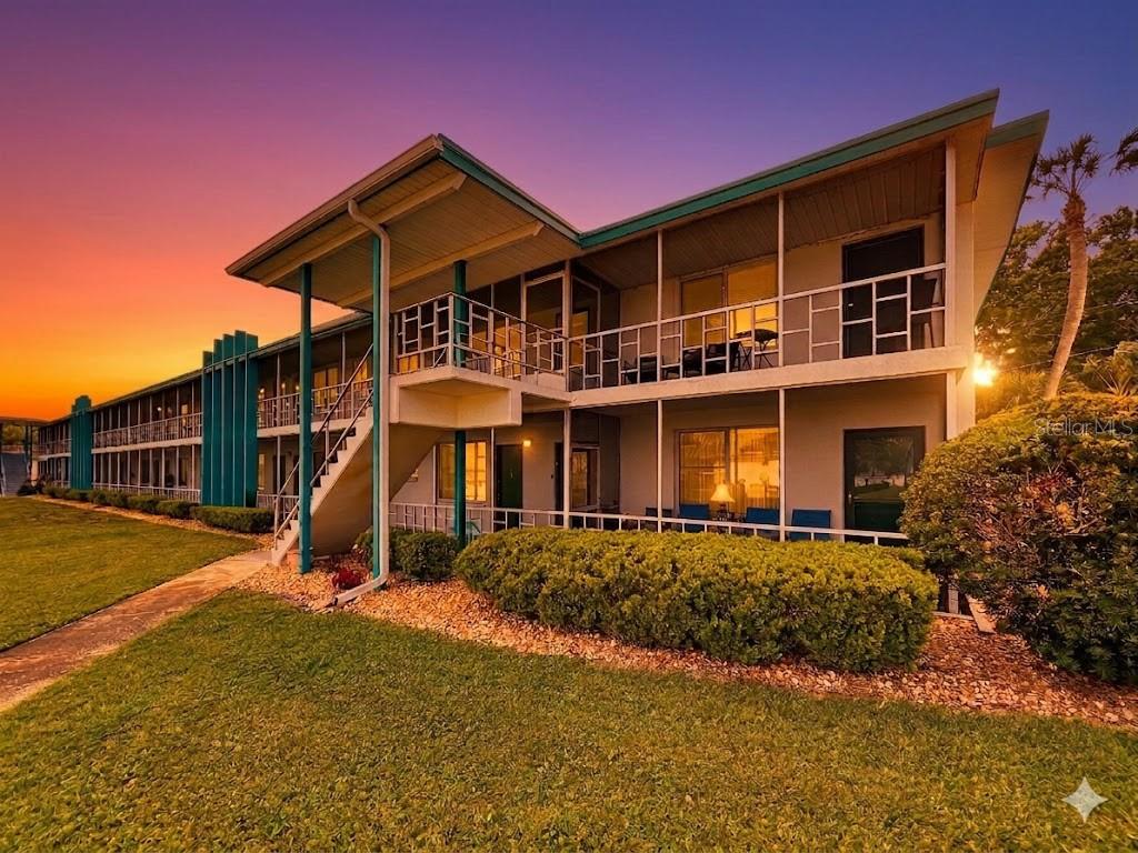 Condominium at 1600 W LAKE PARKER DR #C4, LAKELAND, photo 2 of 33