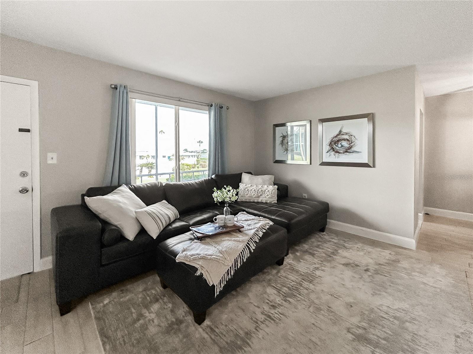 Condominium at 1600 W LAKE PARKER DR #C4, LAKELAND, photo 5 of 33