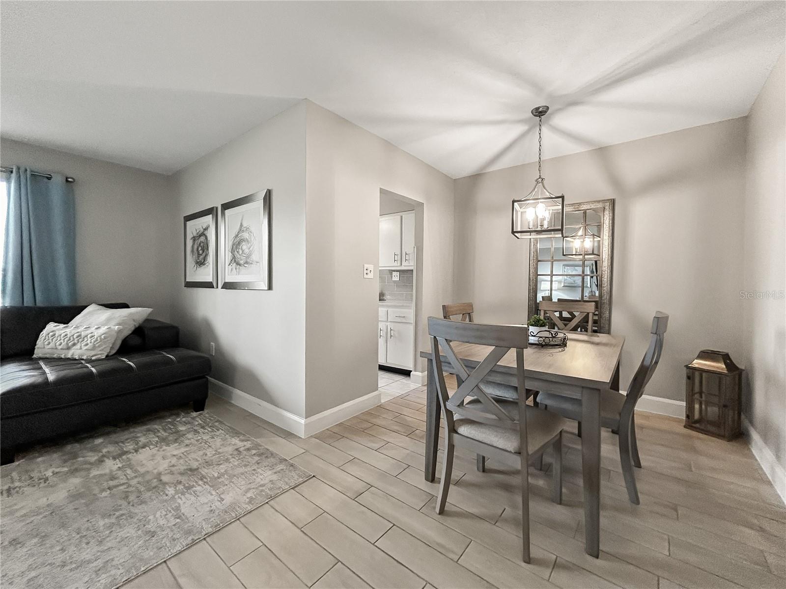 Condominium at 1600 W LAKE PARKER DR #C4, LAKELAND, photo 10 of 33