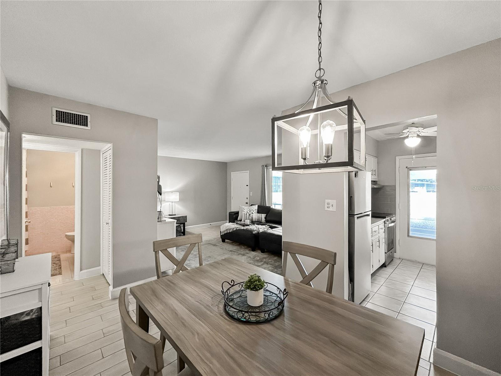 Condominium at 1600 W LAKE PARKER DR #C4, LAKELAND, photo 11 of 33