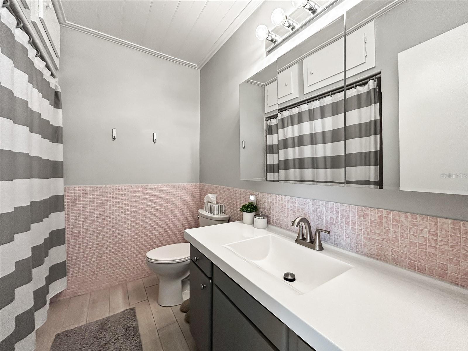 Condominium at 1600 W LAKE PARKER DR #C4, LAKELAND, photo 16 of 33