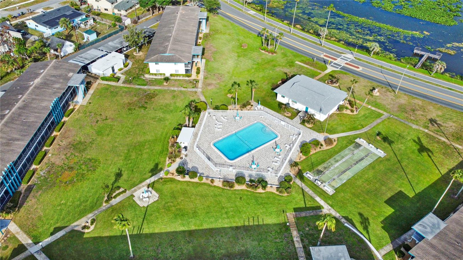 Condominium at 1600 W LAKE PARKER DR #C4, LAKELAND, photo 32 of 33