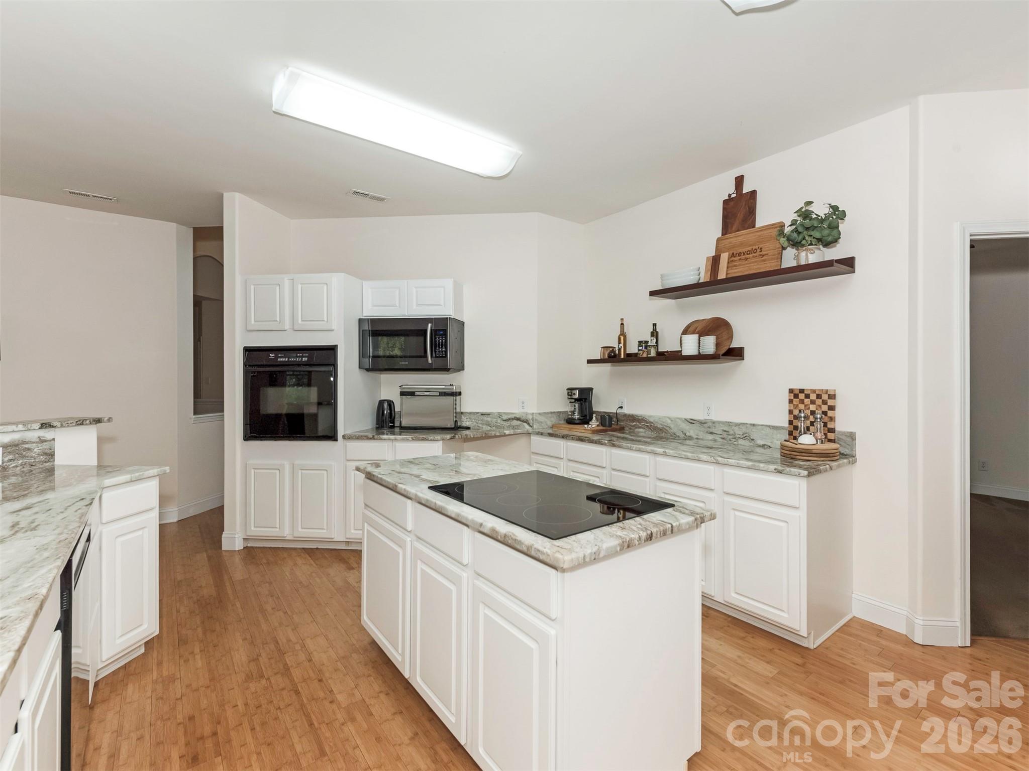 Single Family Residence at 9535 Potter Road, Matthews, photo 14 of 43