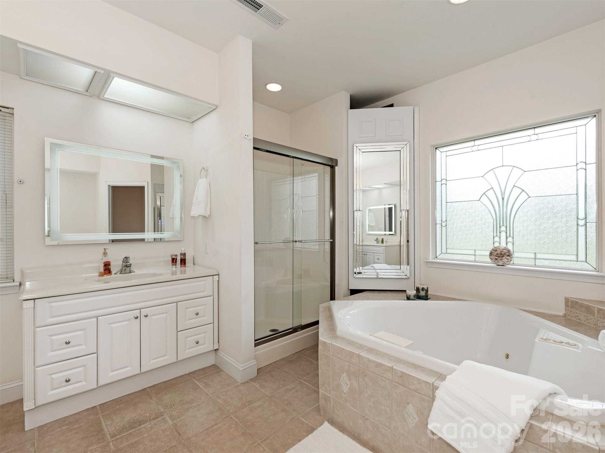 Single Family Residence at 9535 Potter Road, Matthews, photo 23 of 43
