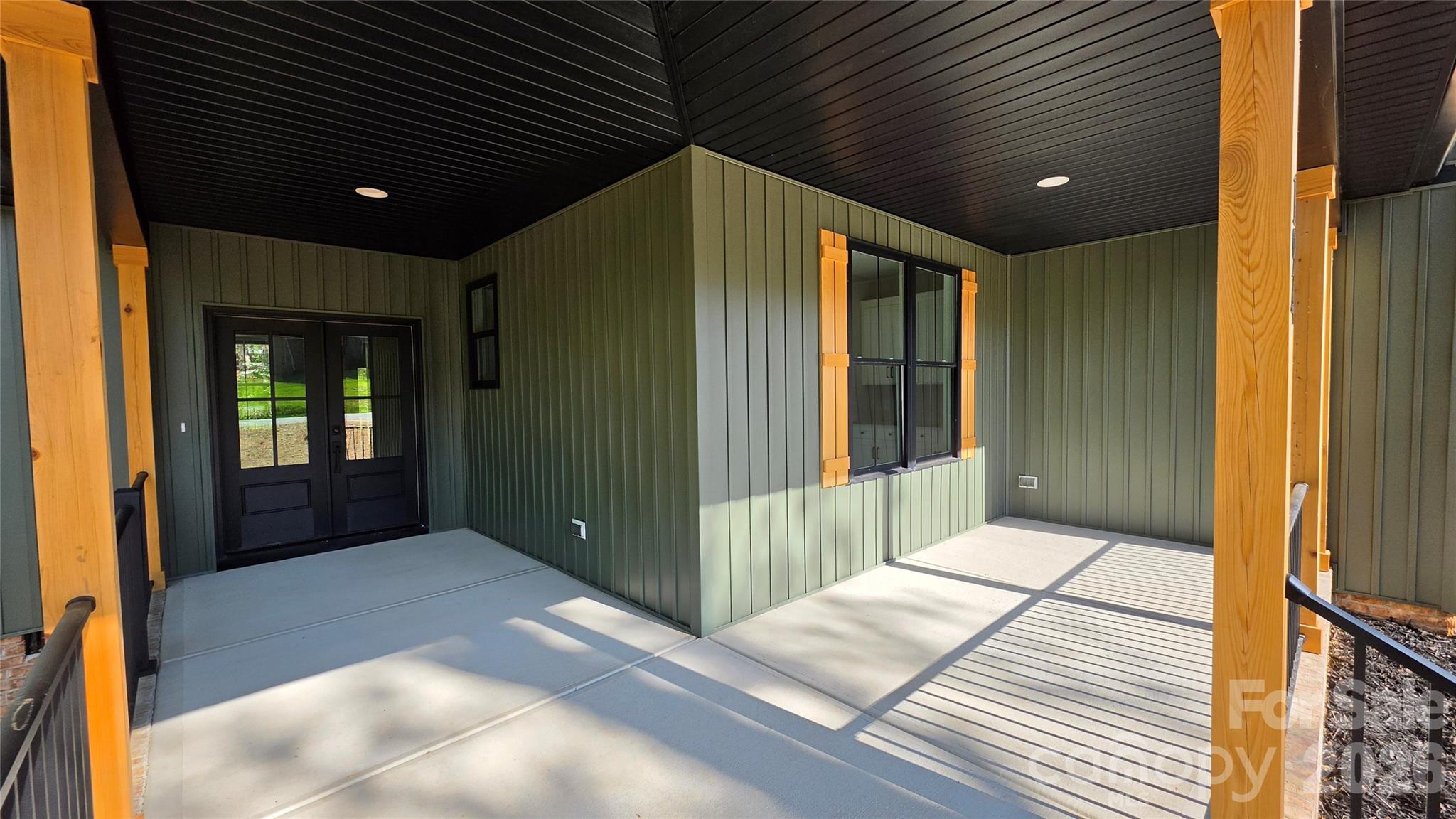Front Porch - 194 Donsdale Drive, Statesville