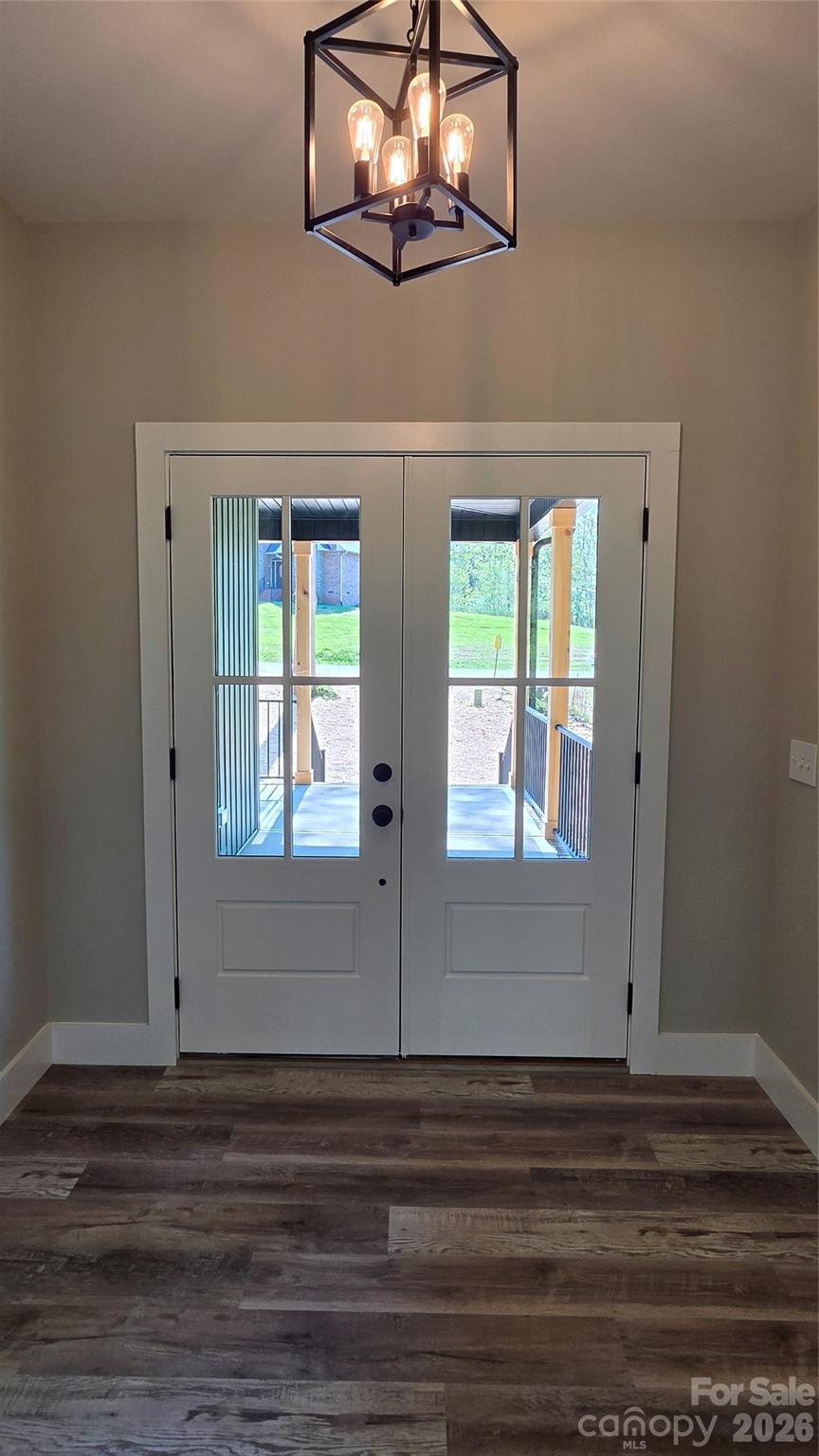 Single Family Residence at 194 Donsdale Drive, Statesville, photo 14 of 46