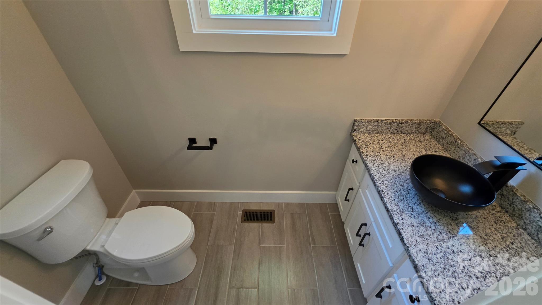 Half Bath Off Foyer - 194 Donsdale Drive, Statesville