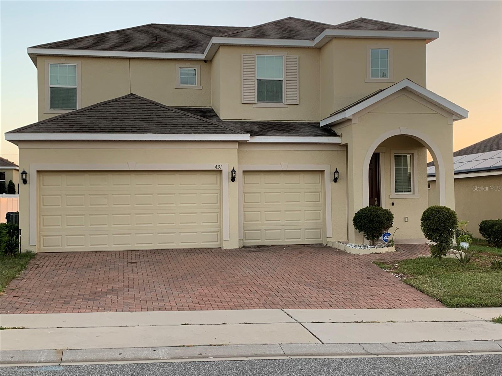 Single Family Residence at 431 ARAGOSA DR, DAVENPORT, photo 2 of 9