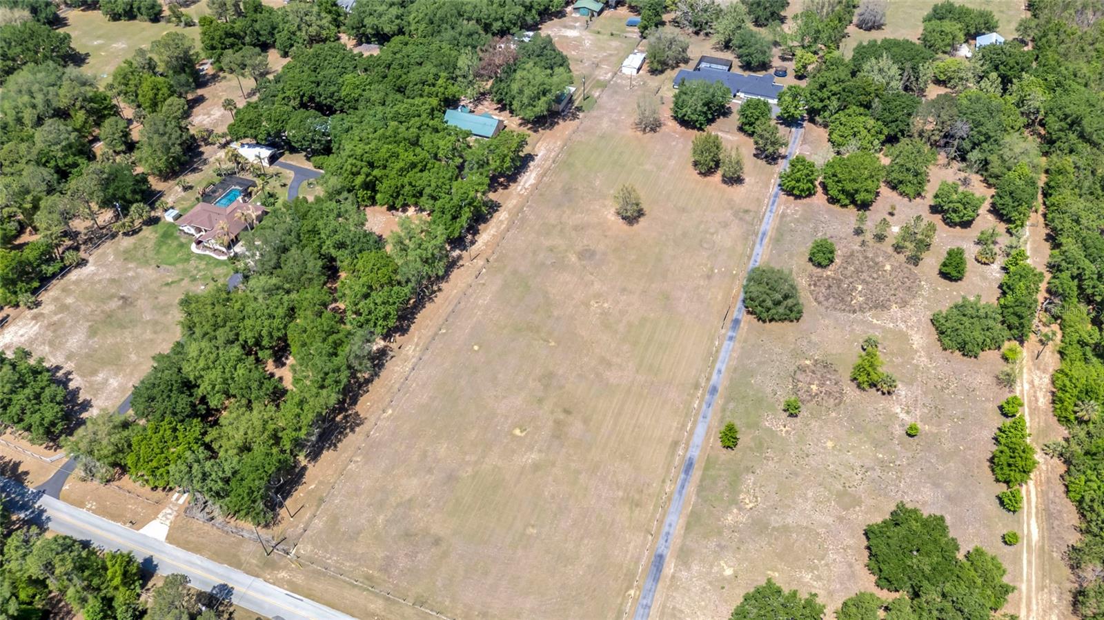 Single Family Residence at 12305 HOWEY CROSS RD, CLERMONT, photo 54 of 66