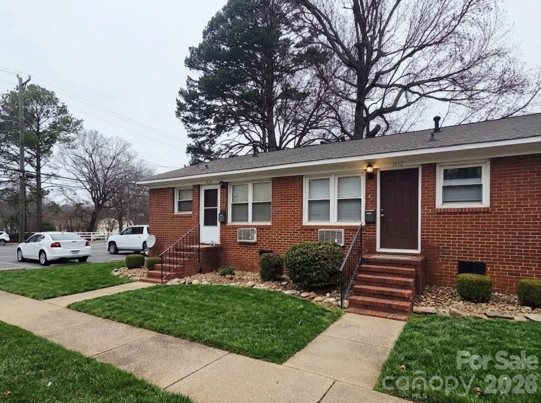 Fiveplex at 3500 N Sharon Amity Road, Charlotte