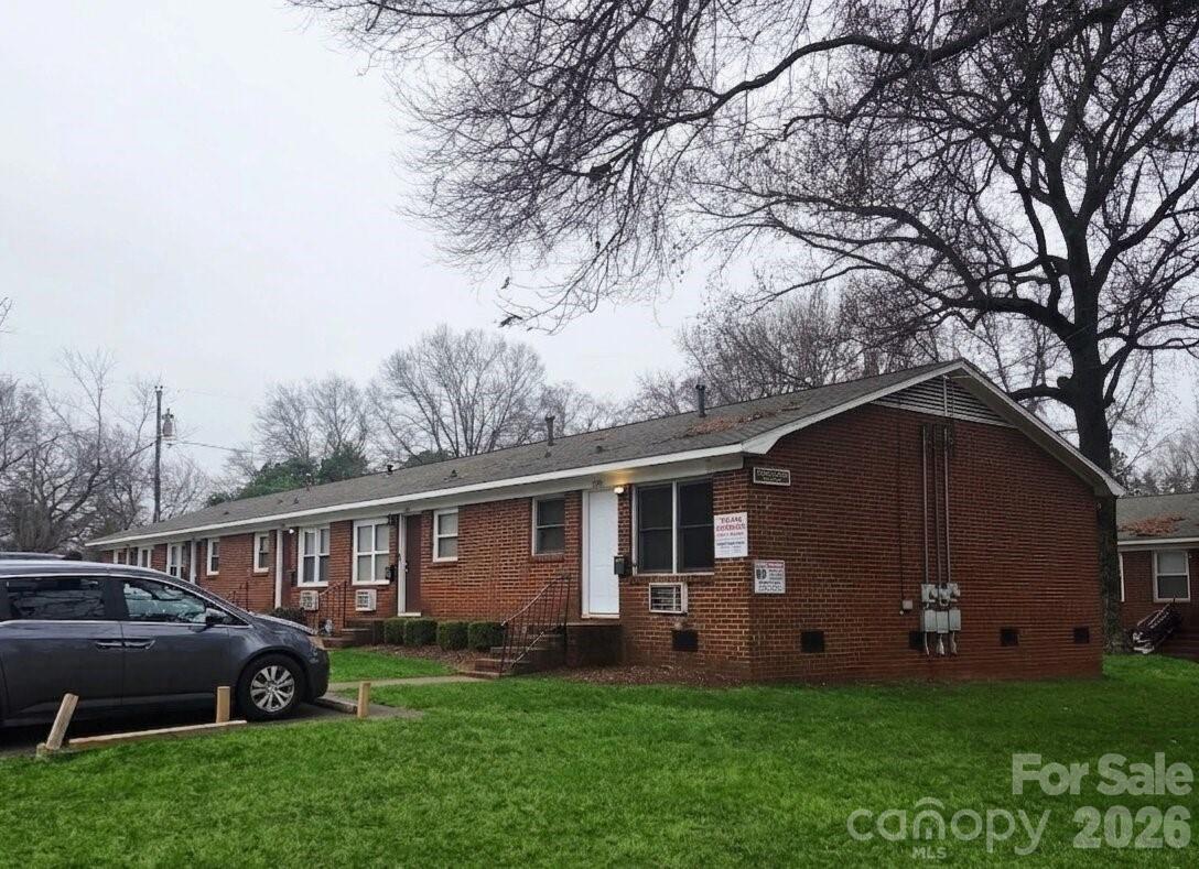 Fiveplex at 3500 N Sharon Amity Road, Charlotte, photo 2 of 16