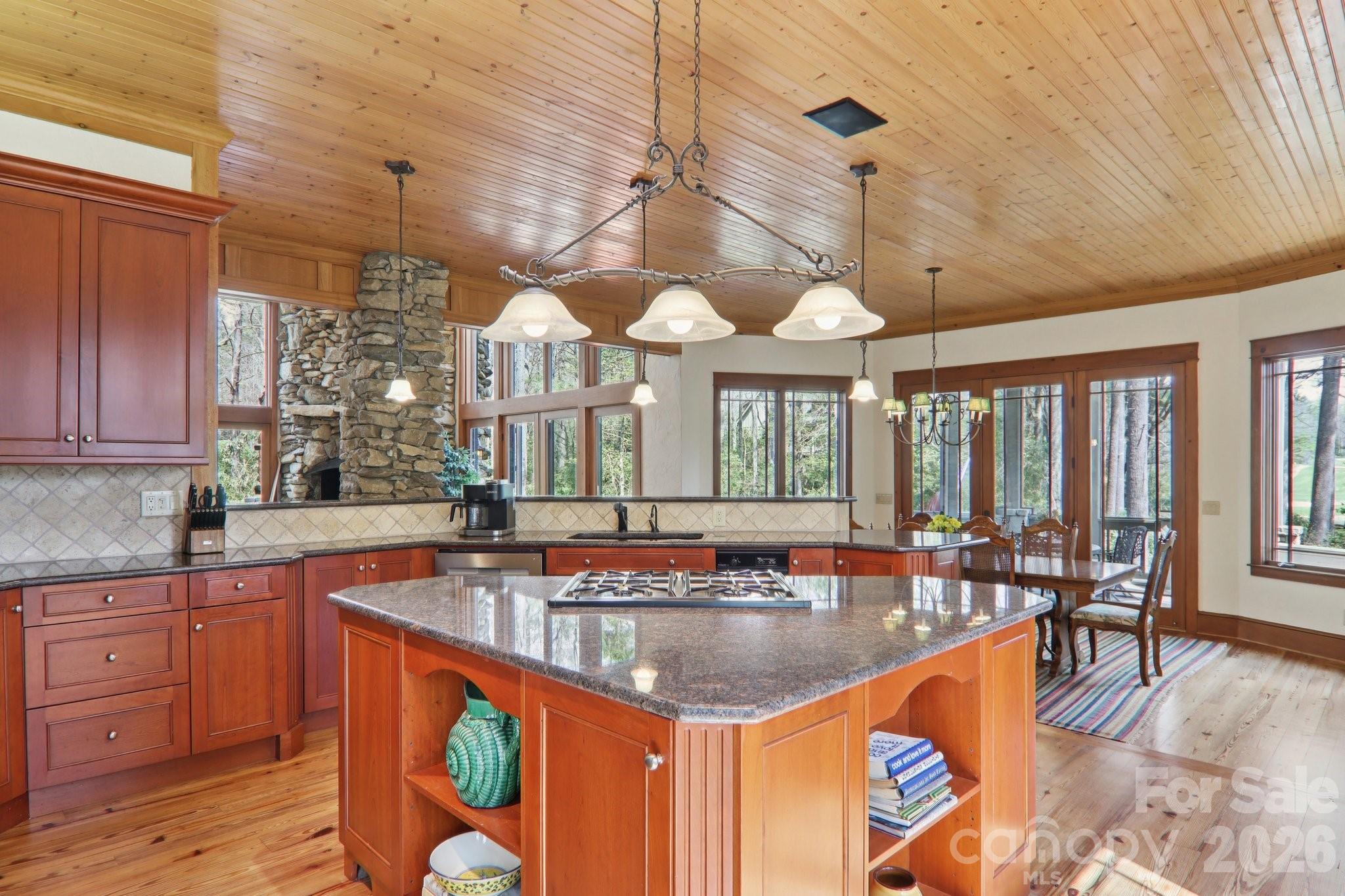 Single Family Residence at 46 Mills Creek Drive, Lake Toxaway, photo 14 of 44