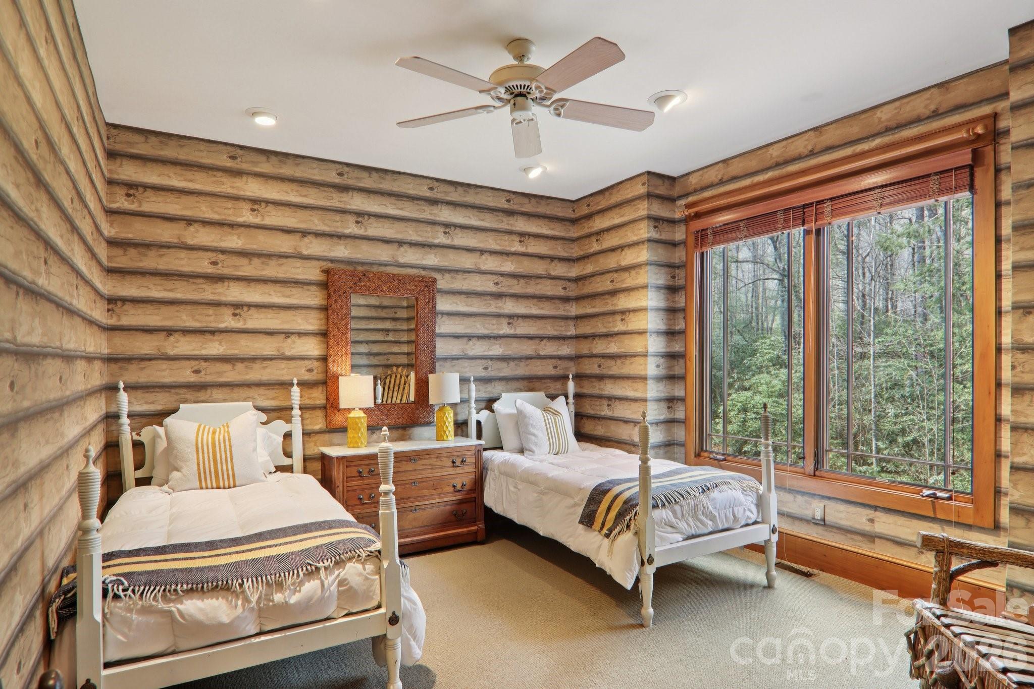 Single Family Residence at 46 Mills Creek Drive, Lake Toxaway, photo 33 of 44