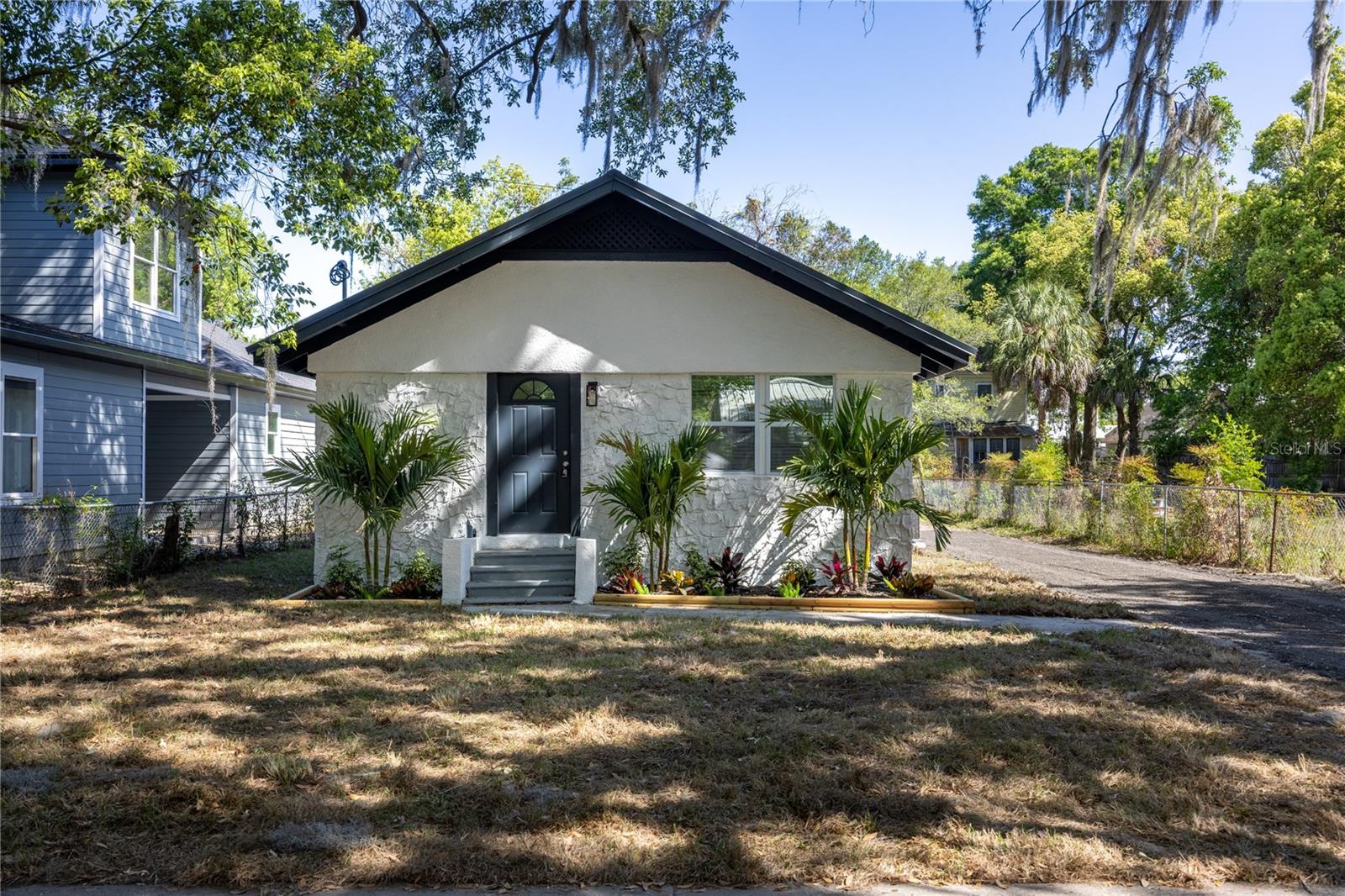 Single Family Residence at 418 NW 3RD AVE, GAINESVILLE, photo 4 of 31
