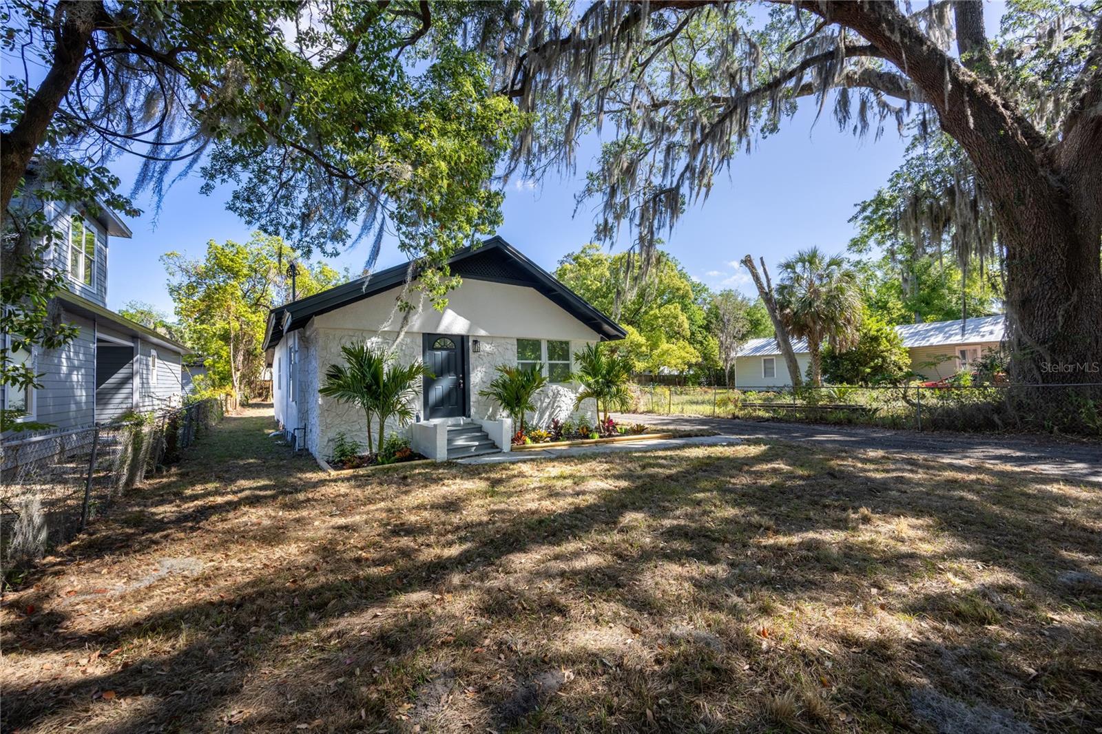Single Family Residence at 418 NW 3RD AVE, GAINESVILLE, photo 6 of 31