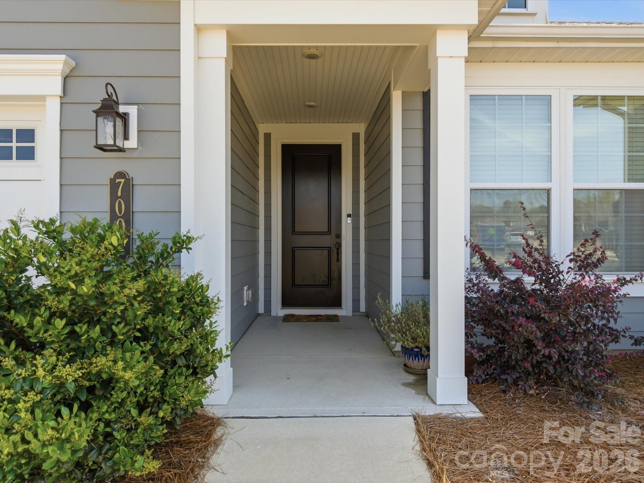 Single Family Residence at 7004 Treetop Court, York, photo 8 of 47