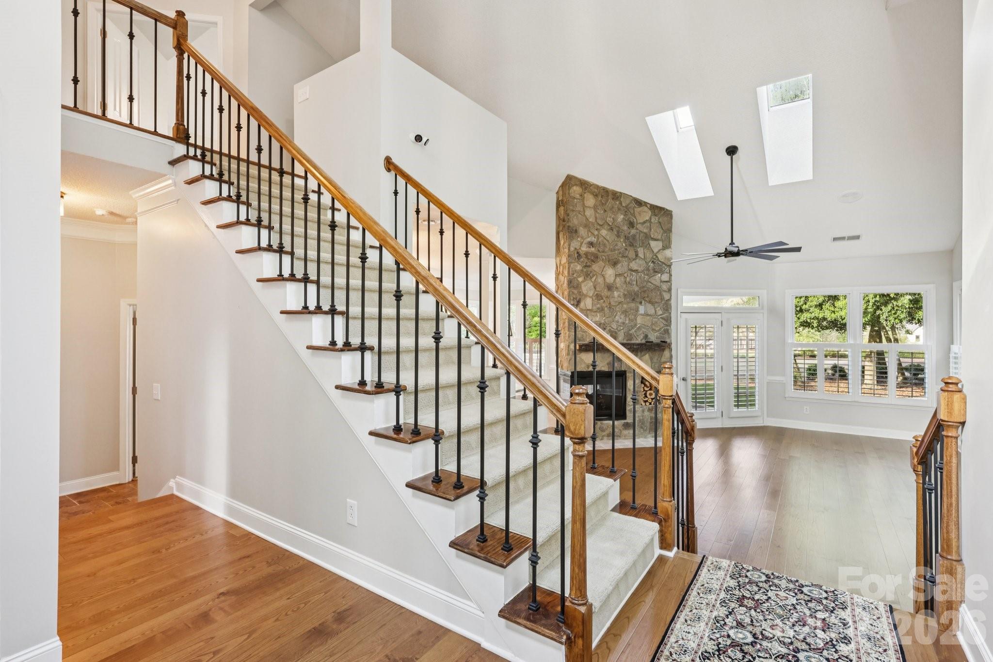 Single Family Residence at 206 Millingport Lane, New London, photo 8 of 46