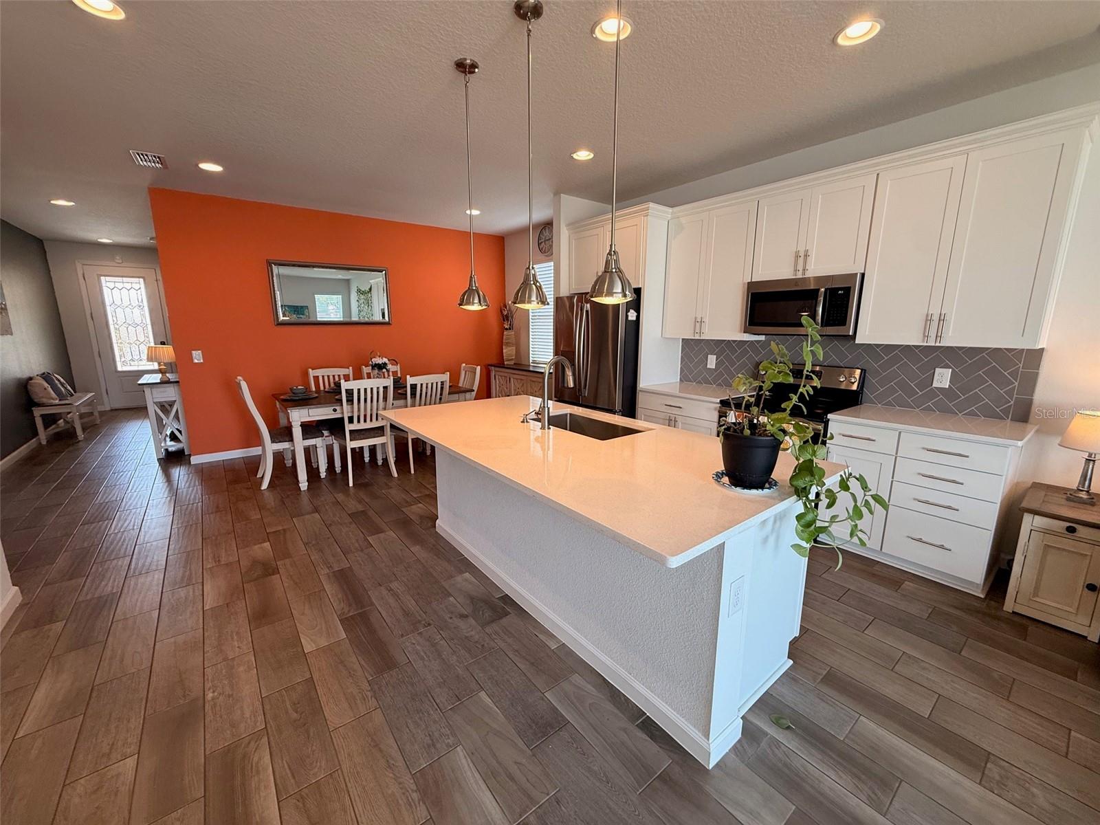 Single Family Residence at 360 BUCHANNAN DR, DAVENPORT, photo 18 of 49
