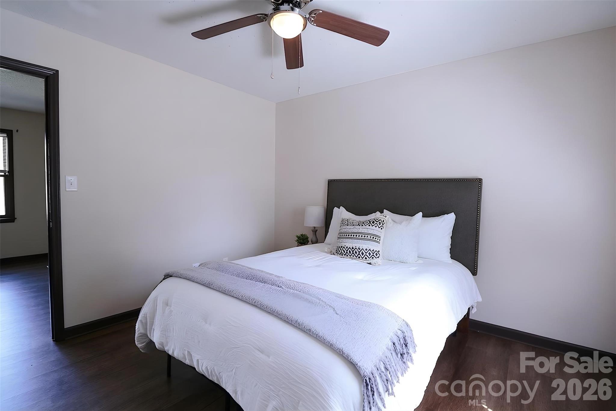 Bedroom - 525 SW 12th Street SW, Hickory