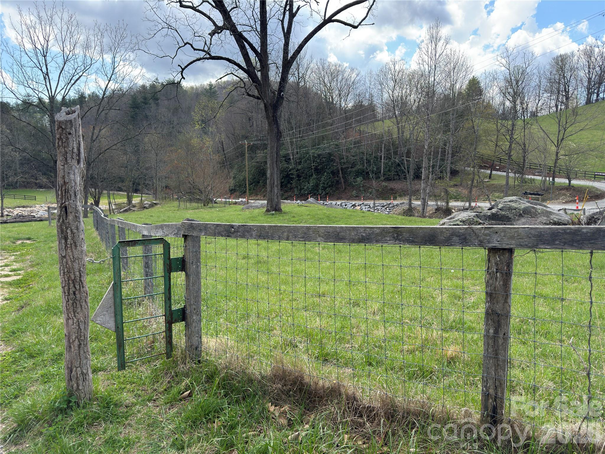 Single Family Residence at 1422 Middle Fork Road, Hendersonville, photo 48 of 48