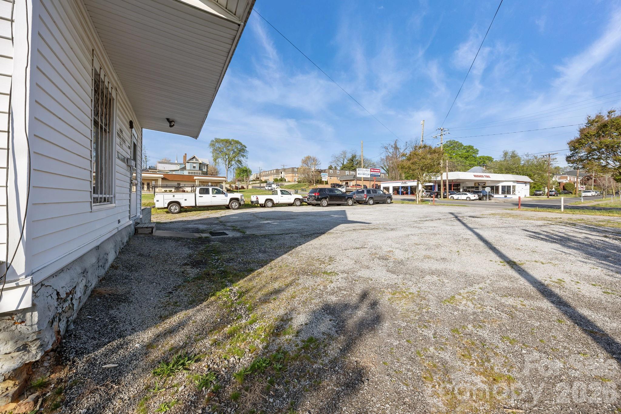 Retail at 629 S Main Street, Salisbury, photo 4 of 19