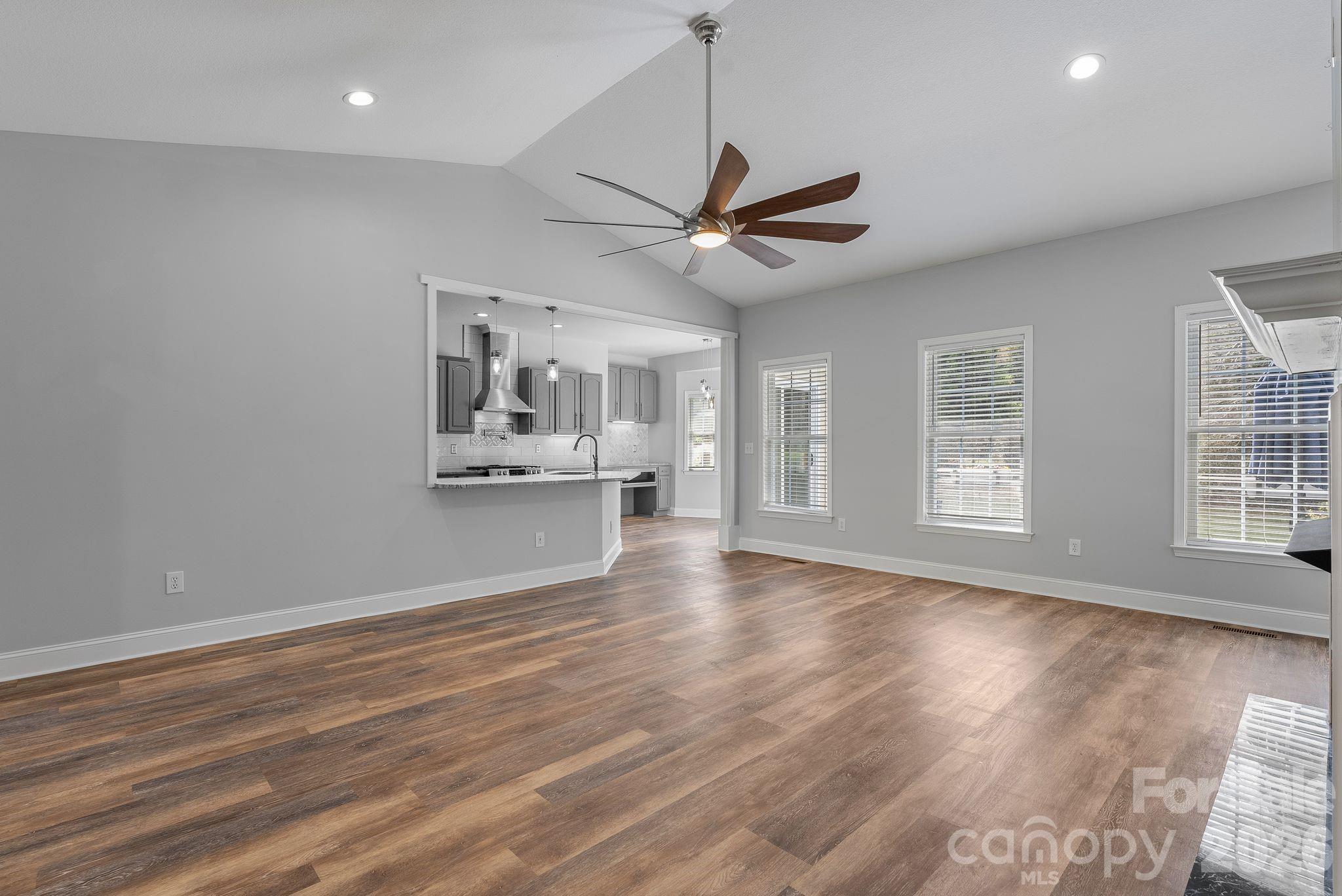 Single Family Residence at 79 Mill Pond Way, Hendersonville, photo 8 of 39