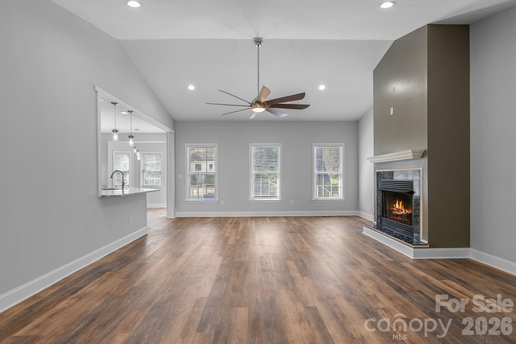 Vaulted Ceilings, Bright and spacious with a lovely fireplace. - 79 Mill Pond Way, Hendersonville