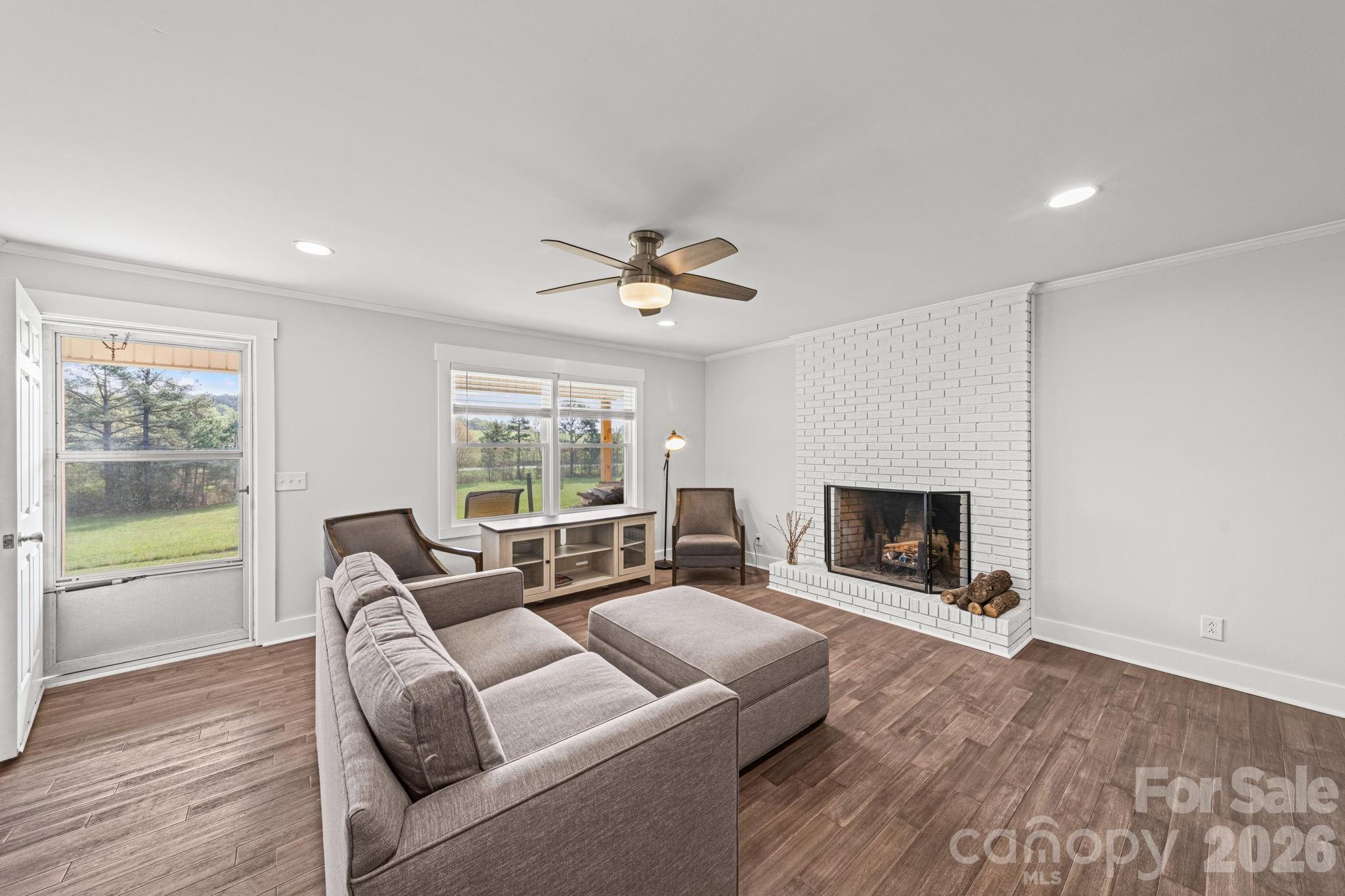 Living Room - 12227 NC 138 Highway, Norwood