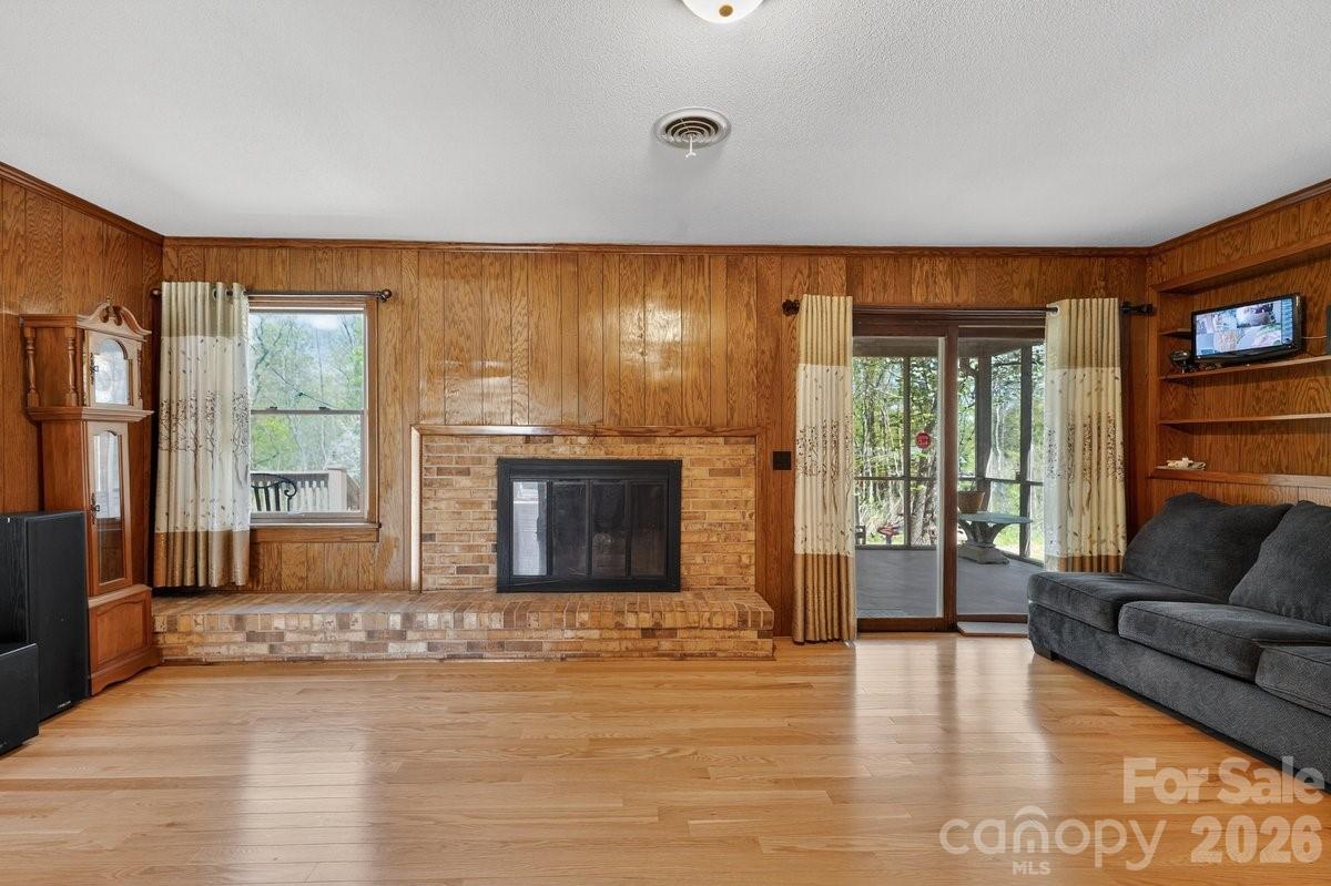 Single Family Residence at 3600 Davidson Highway, Concord, photo 3 of 26