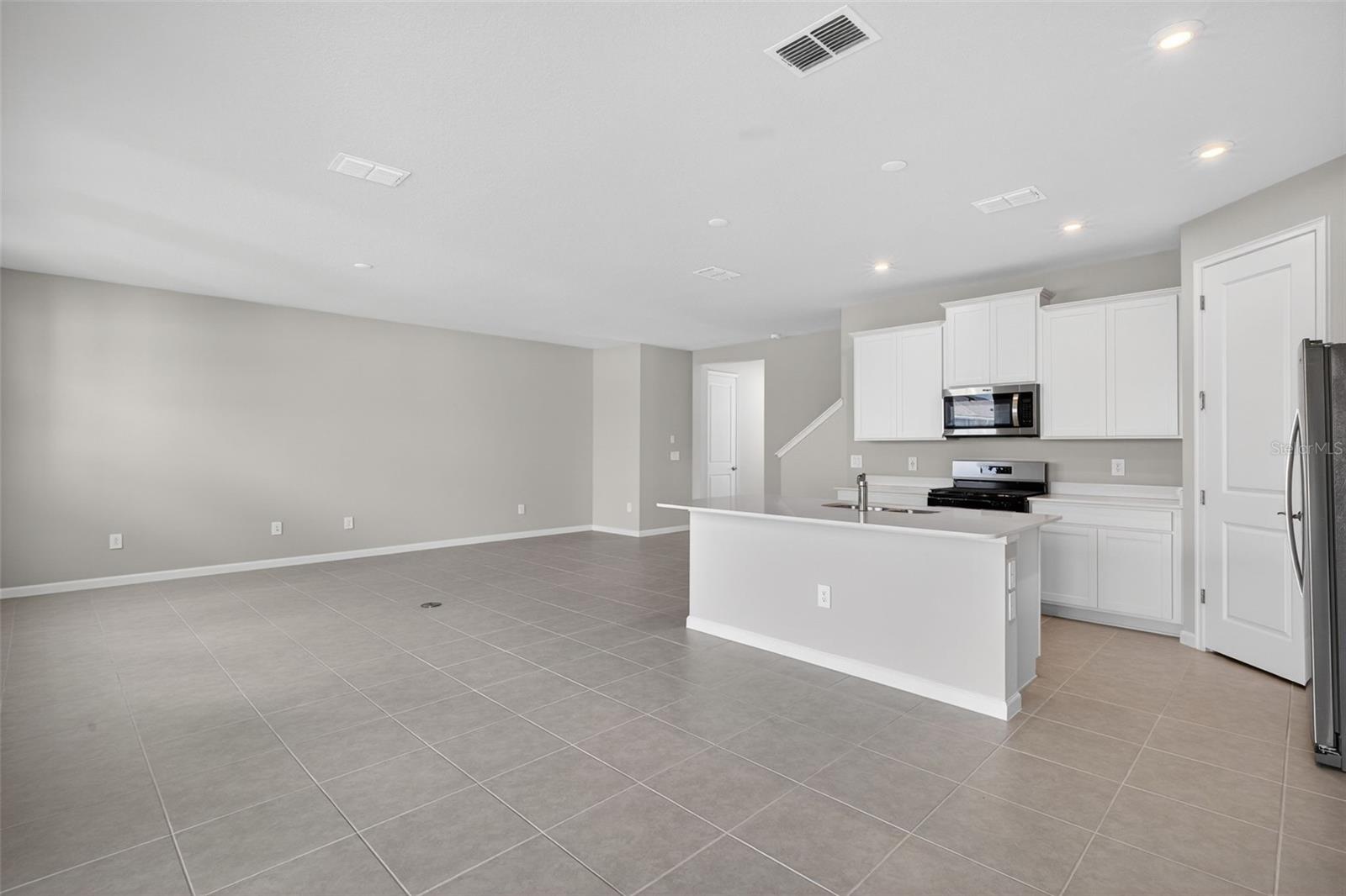 Single Family Residence at 13014 SUNSEED ST, PARRISH, photo 6 of 32